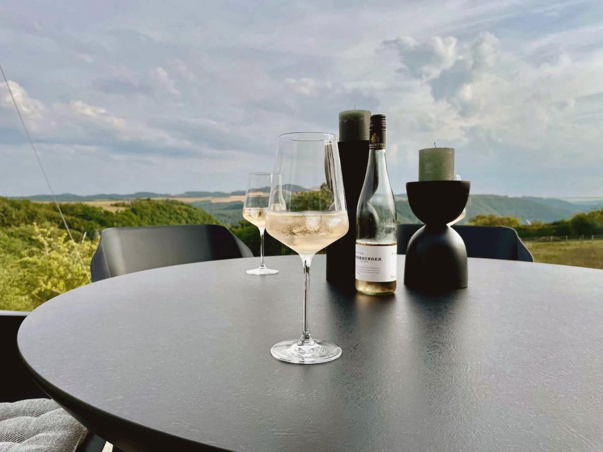 Luxapart Eifel Mit Privater Sauna Harscheid Ngoại thất bức ảnh